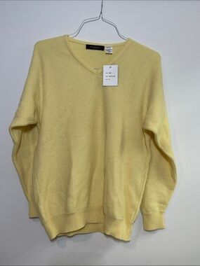 Richards Light Yellow V-Neck Sweater M